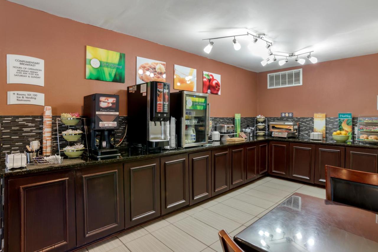 Quality Inn Phenix City Columbus Exteriör bild