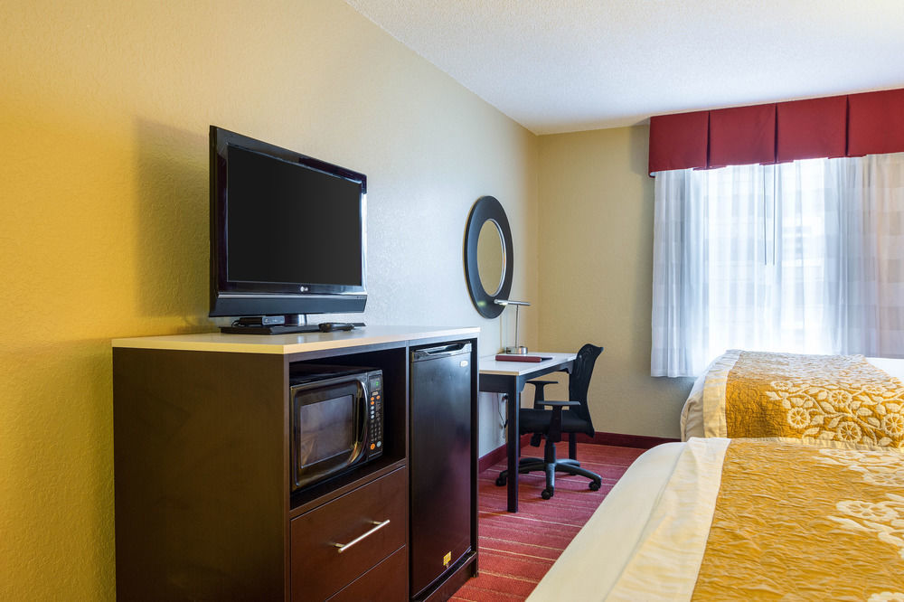 Quality Inn Phenix City Columbus Exteriör bild